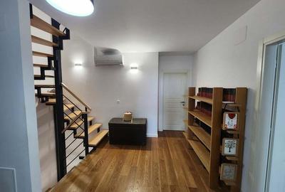 Proprietar Vand Penthouse in zona Soarelui - 8