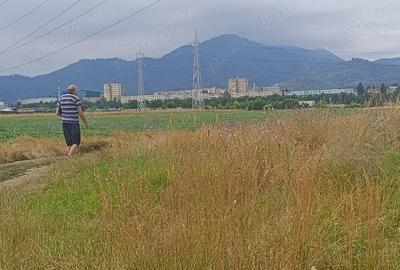 Teren 9000 mp intravilan, Bra?ov,de inchiriere - 3