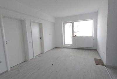 Apartament cu 3 camere decomandat în Berceni - 3