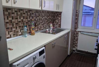 Apartament cu 2 camere semidecomandat în Exterior Vest