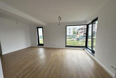 Casă cu 4 camere cu Teren 335 Mp în Ghimbav - 1