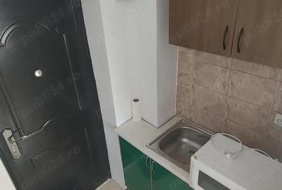 Garsonieră decomandată în Take Ionescu