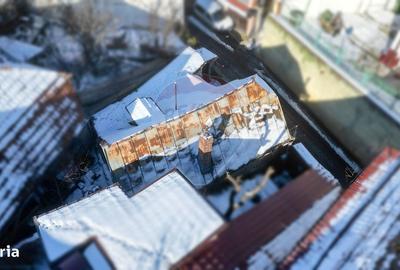 Casă cu 2 camere cu Teren 80 Mp în Schei - 1
