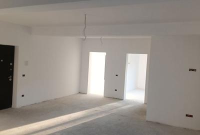 Apartament cu 3 camere decomandat în Central - 8