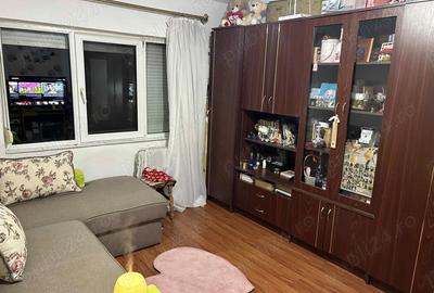 Dau in chirie apartament 2 camere Rogerius Oradea - 4