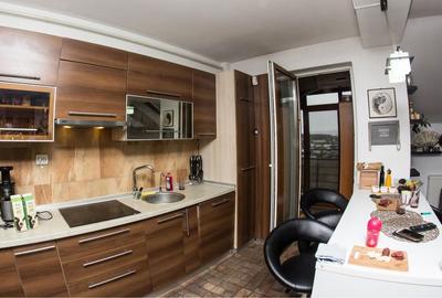 Apartament cu 3 camere decomandat în Exterior Vest - 4