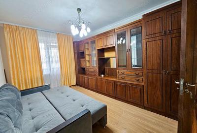 Apartament de vanzare zona 13 septembrie 2 camere - 4