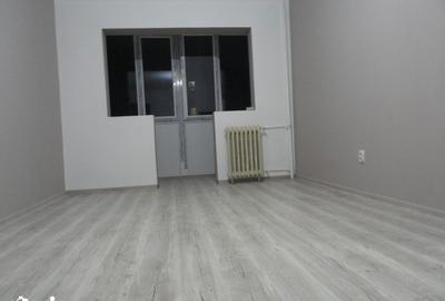 Apartament cu 3 camere în Micălaca - 18