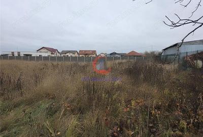Teren de 759 mp, în Albina - 2