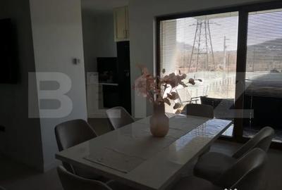 Apartament cu 3 camere semidecomandat în Calea Moldovei - 1