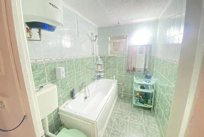 Apartament cu 3 camere decomandat în Rahova - 3
