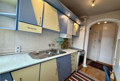 Apartament cu 3 camere, mobilat în Cornișa - 6