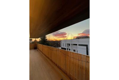 REA1023158 Apartament 4 camere de vanzare - 14