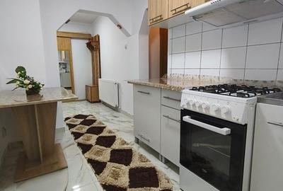 Inchiriez apartament - 1