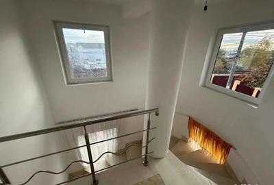 De vanzare casa in Roman, parter ?i etaj, teren 700 mp, 130.000 euro - 6