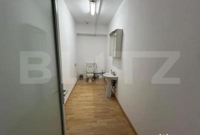 Spațiu comercial, de 130 mp, în Central