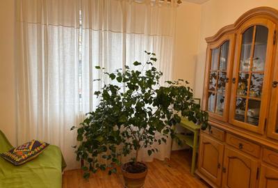 Apartament cu 3 camere decomandat în Central - 2