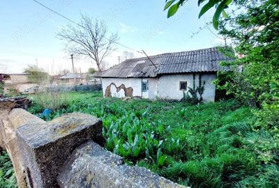 Casă cu 3 camere cu Teren 535 Mp în Măldăeni - 1