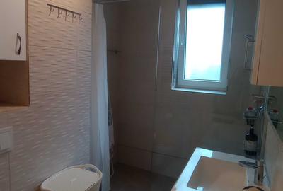 Apartament cu 3 camere decomandat în Europa - 8
