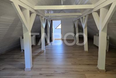 Casa de vacanta de vanzare 278 mpu curte 855mp Valea Avrigului - 17