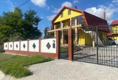 Casă cu 6 camere în Făclia - 10