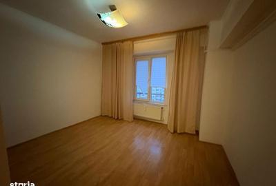 Apartament cu 3 camere în 13 Septembrie - 2