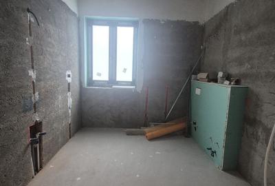 Duplex cu 4 camere cu Canalizare în Titan - 11