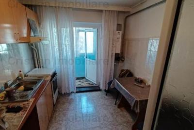 DECOMANDAT, apartament 2 camere, zona Vidin, ETAJ 2 - 4