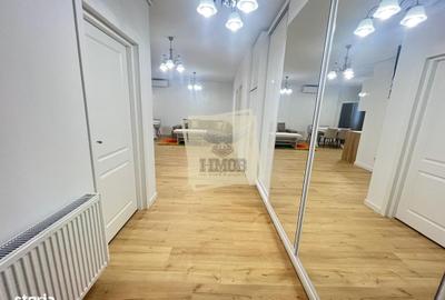 Apartament cu 3 camere decomandat, mobilat în Central