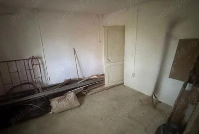 Casă cu 3 camere cu Teren 496 Mp în Vest - 4