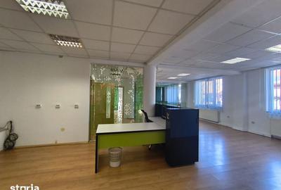 Spațiu comercial, de 380 mp, în Bartolomeu