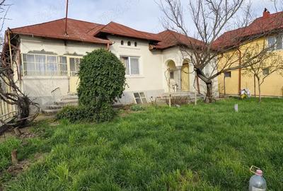 Teren si casa de vanzare - 2