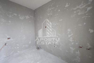 Jumatate de duplex pe parter cu 4 camere si 2 bai, Sag - 10