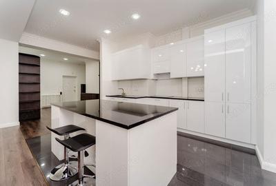 Apartament cu 3 camere în Lacul Morii