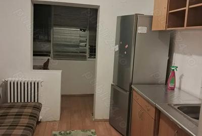 Vand apartament 2 camere decomandate Vand apartament 2 camere decomandate - 4