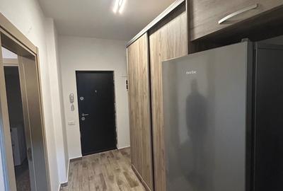 Garsonieră decomandată în Apărătorii Patriei - 2