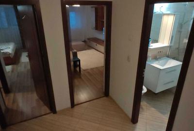 Apartament cu 2 camere decomandat în Central - 4