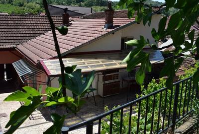 Casă cu 4 camere cu Teren 500 Mp în Orșova - 2