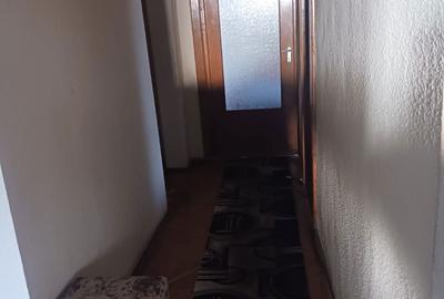 Apartament cu 3 camere decomandat în Central - 1