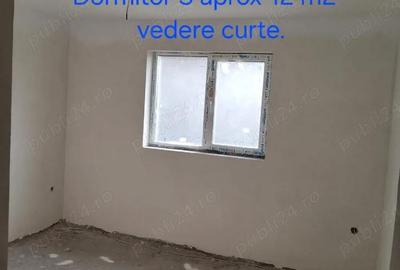 Casă cu 5 camere în Central - 2