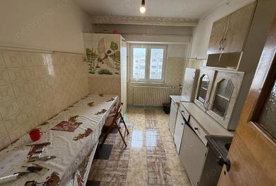 Apartament cu 3 camere decomandat în Dacia - 5