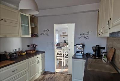 Duplex mobilat - zona excelenta - 4 camere - 2