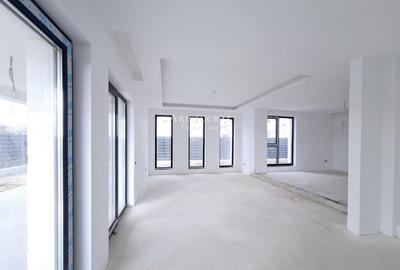 Casă cu 4 camere cu Teren 401 Mp în Corbeanca