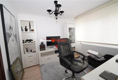 Casă cu 4 camere cu Teren 241 Mp în Sânmartin - 4