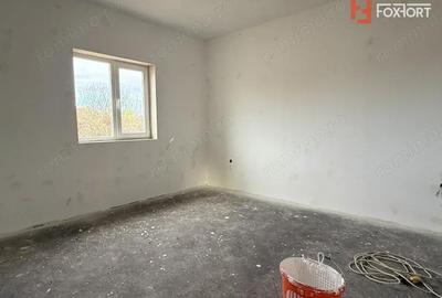 Casă cu 3 camere cu Teren 343 Mp în Beregsău Mare - 9