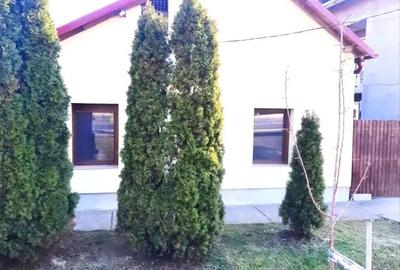 Casă cu 5 camere cu Teren 1000 Mp în Nădlac - 6
