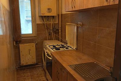 Garsonieră decomandată în Central - 3