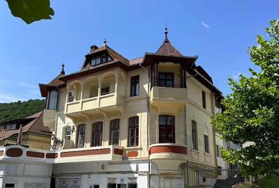 Apartament de vânzare, 5 camere, lângă Internațional, Sinaia - 1