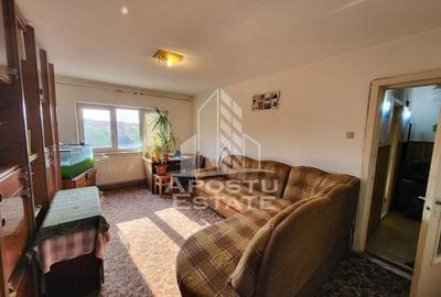 Apartament 2 camere, decomandat, zona Soarelui - 2