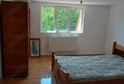 Casă cu 4 camere cu Teren 500 Mp în Exterior Vest